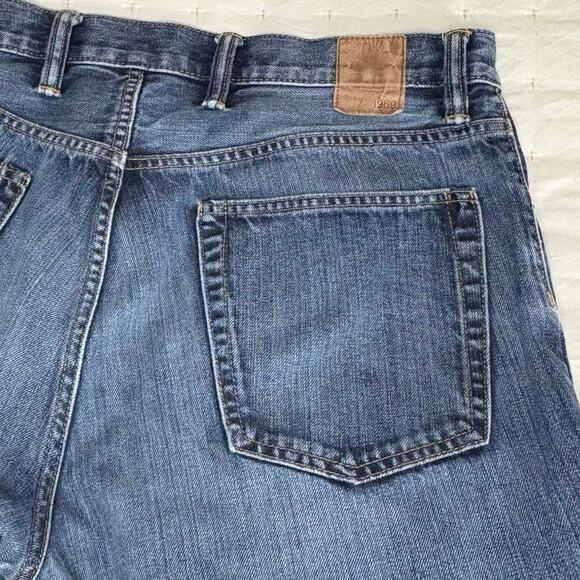 Gap 1969 Standard Relaxed Straight Mid-Rise Denim Jeans Men's 36x32 | Blue - Picture 3 of 11